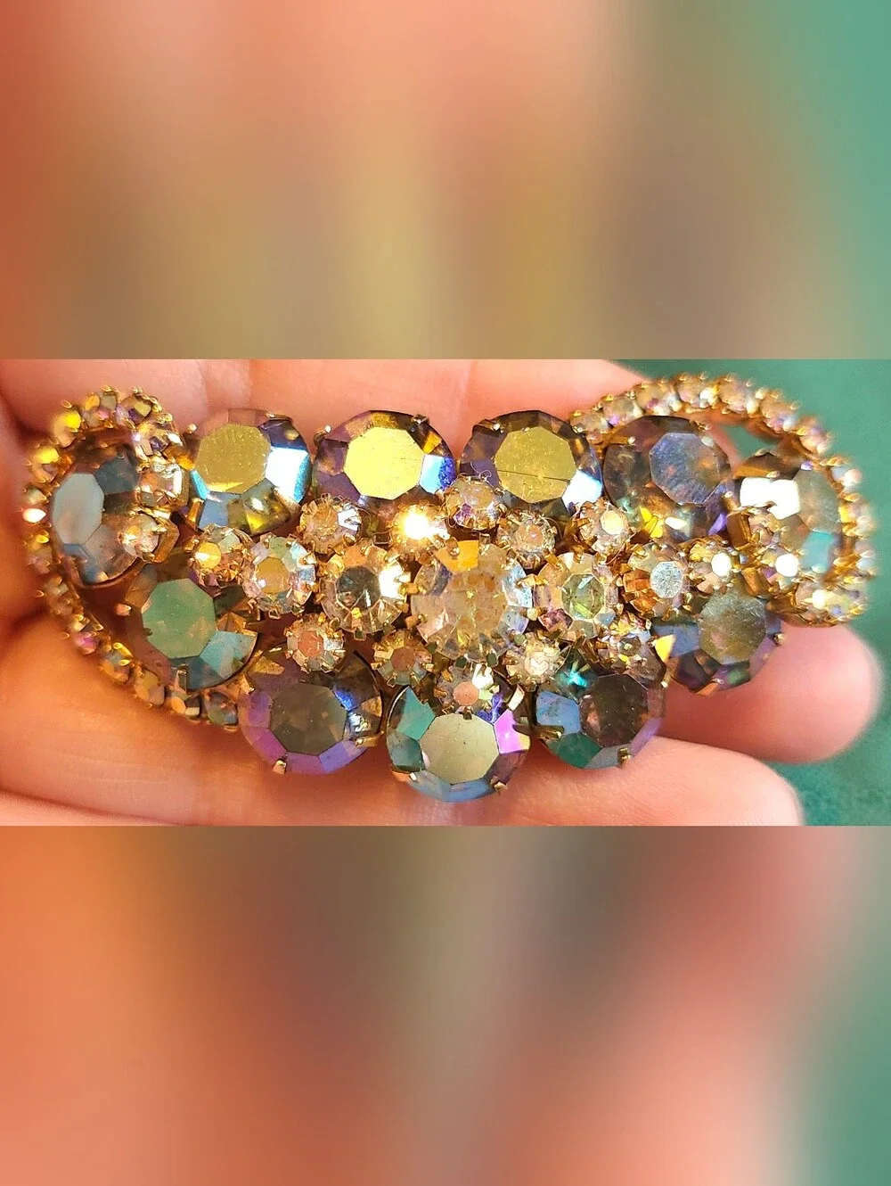 Vintage Aurora Borealis Prong-set Rhinestone Brooch